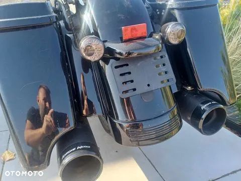 Harley-Davidson Touring Road Glide - 17