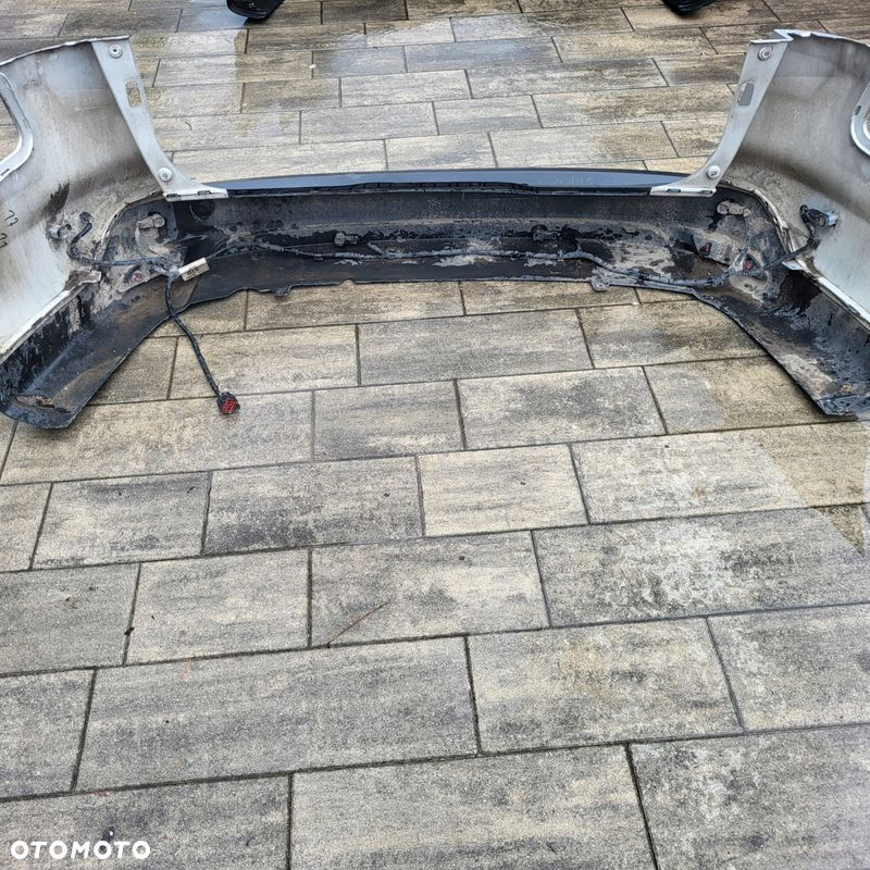 FORD FOCUS MK3 11-18r KOMBI ZDERZAK TYŁ PARKTRONIK PDC SREBRNY 0B KOMPLETNY - 4