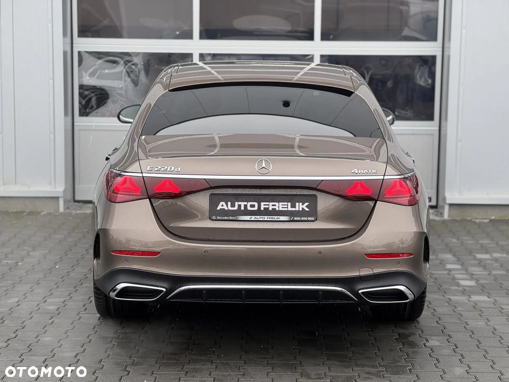 Mercedes-Benz Klasa E 220 d 9G-TRONIC Edition AVANTGARDE - 10