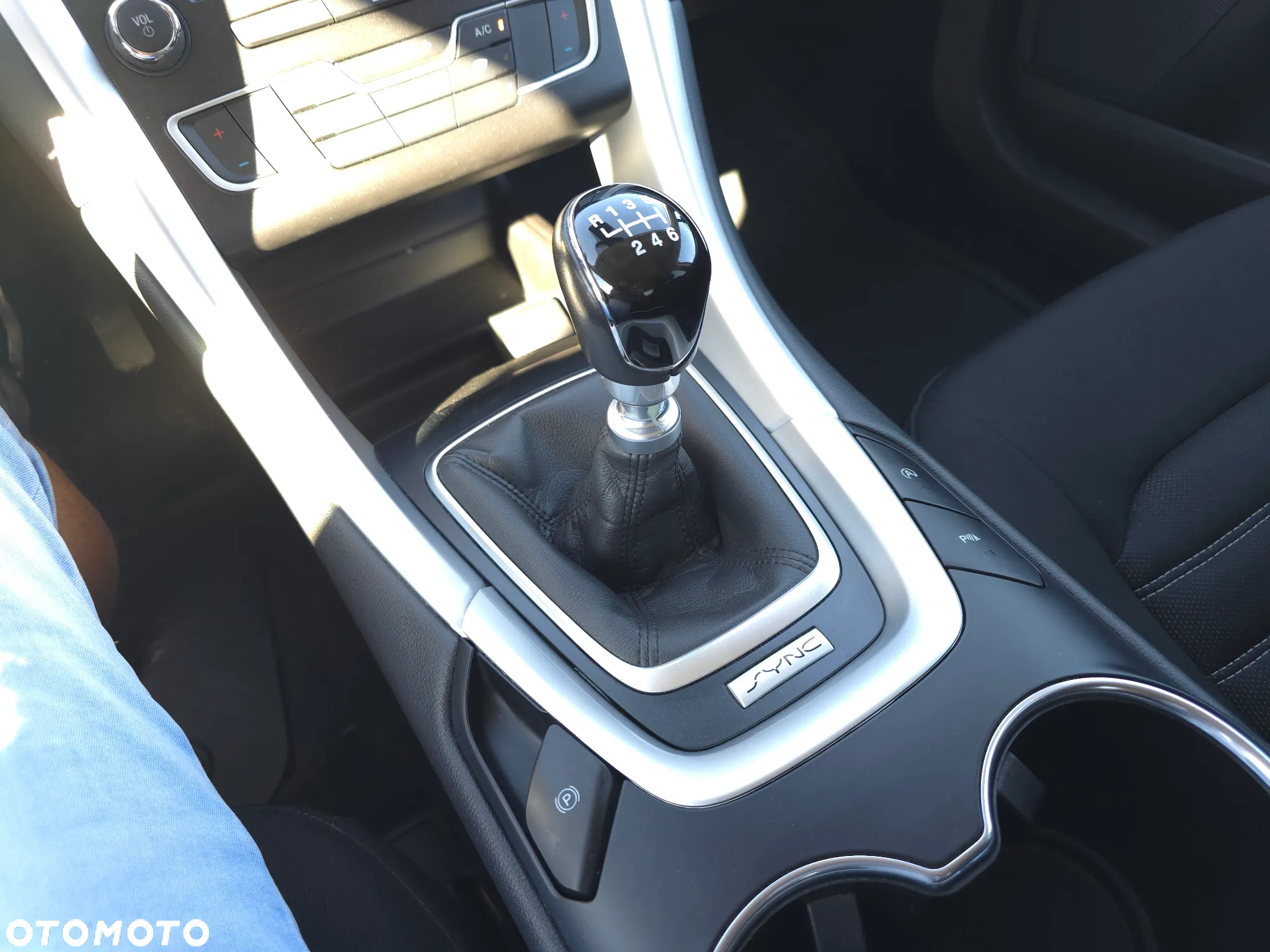 Ford Mondeo 1.5 EcoBoost Edition - 27