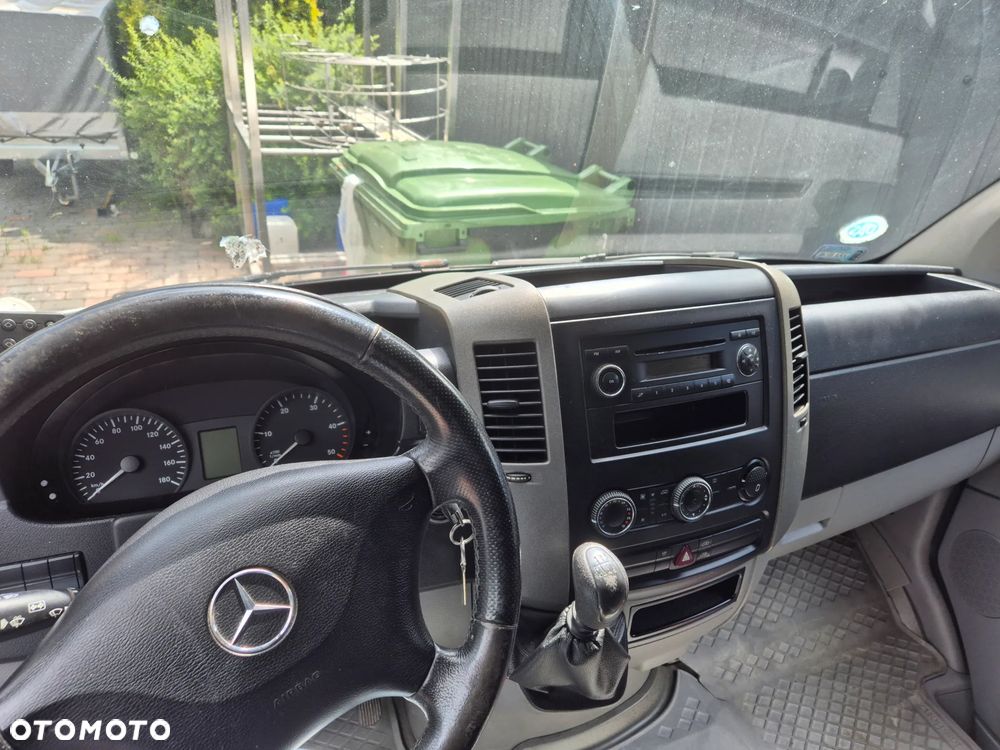 Mercedes-Benz SPRINTER - 10
