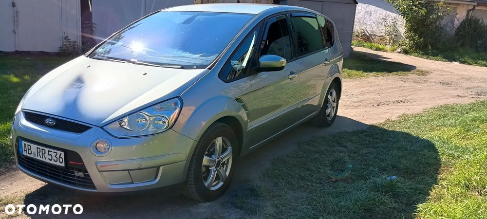Ford S-Max - 8