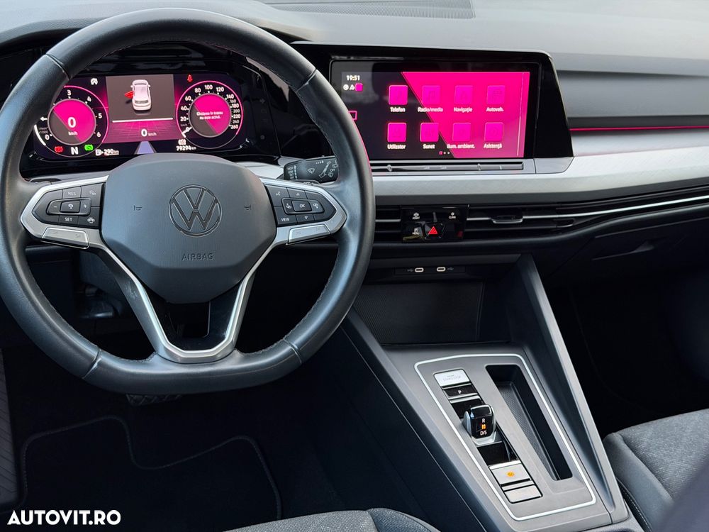 Volkswagen Golf - 9