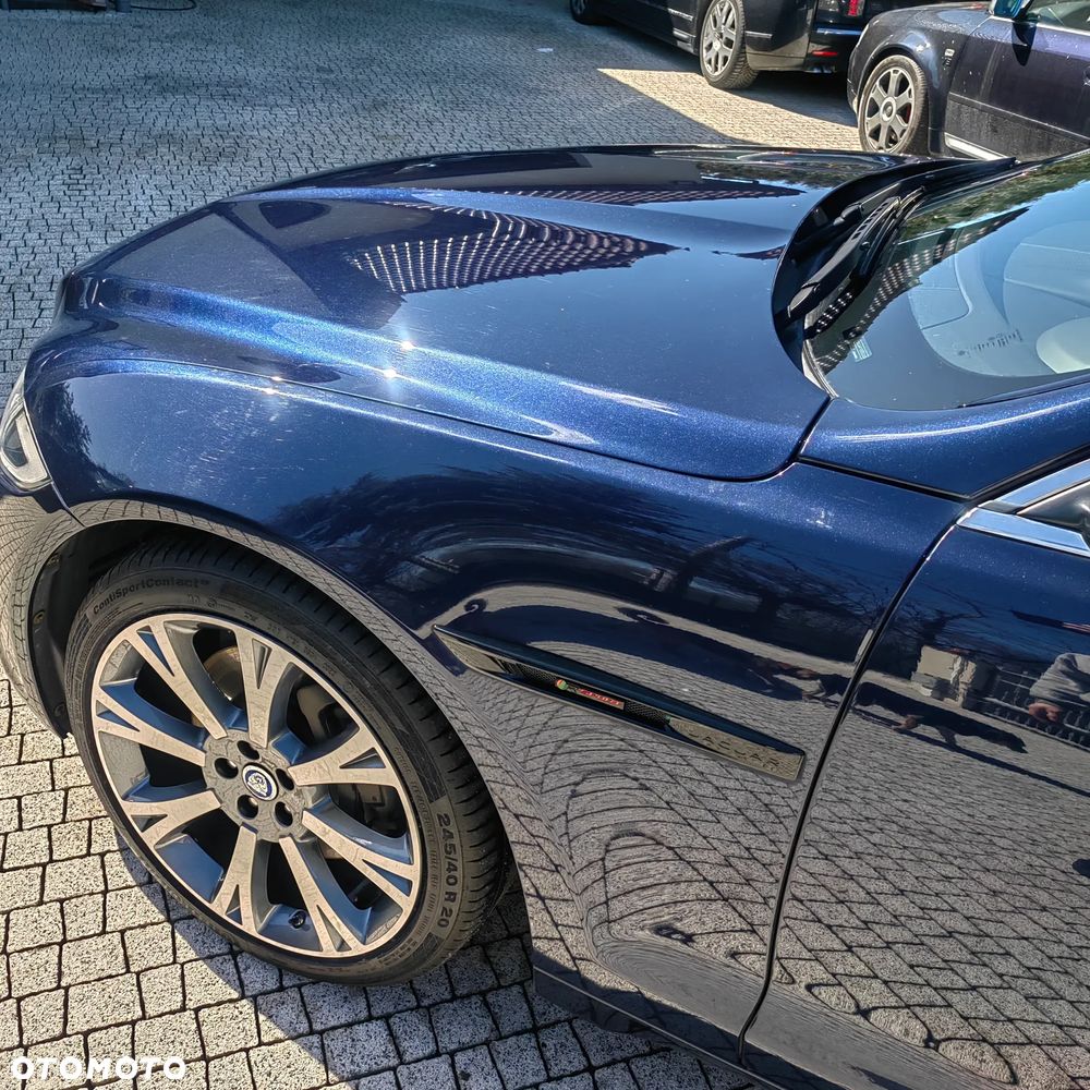 Jaguar XJ 3.0 D V6 Premium Luxury - 12