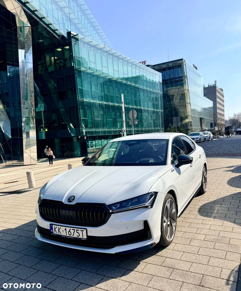 Skoda Superb 2.0 TDI SCR 4x4 Sportline DSG - 21