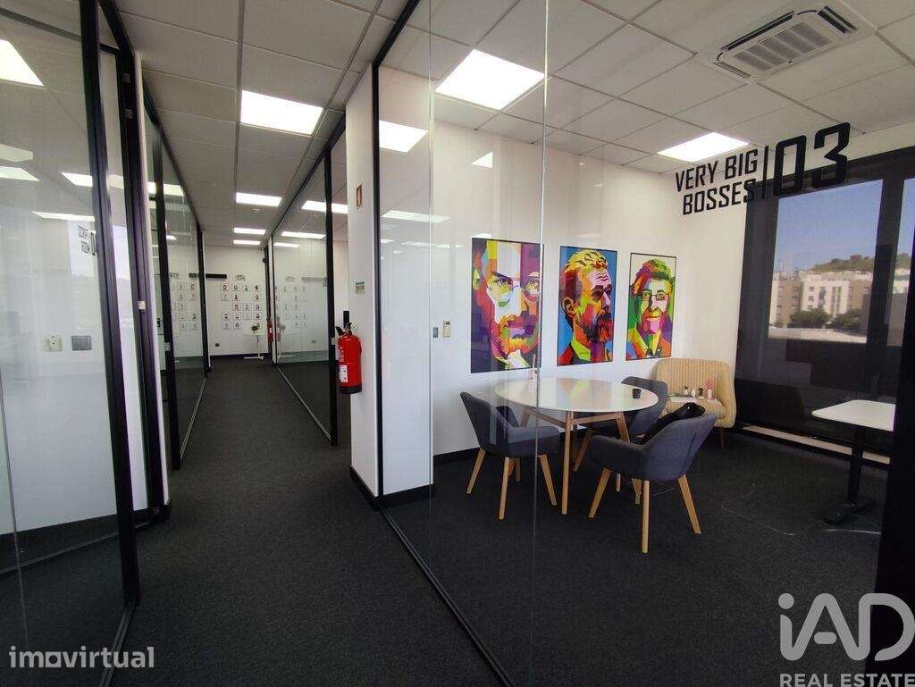 Escritório em Carnaxide e Queijas de 134,00 m2 - Grande imagem: 3/22