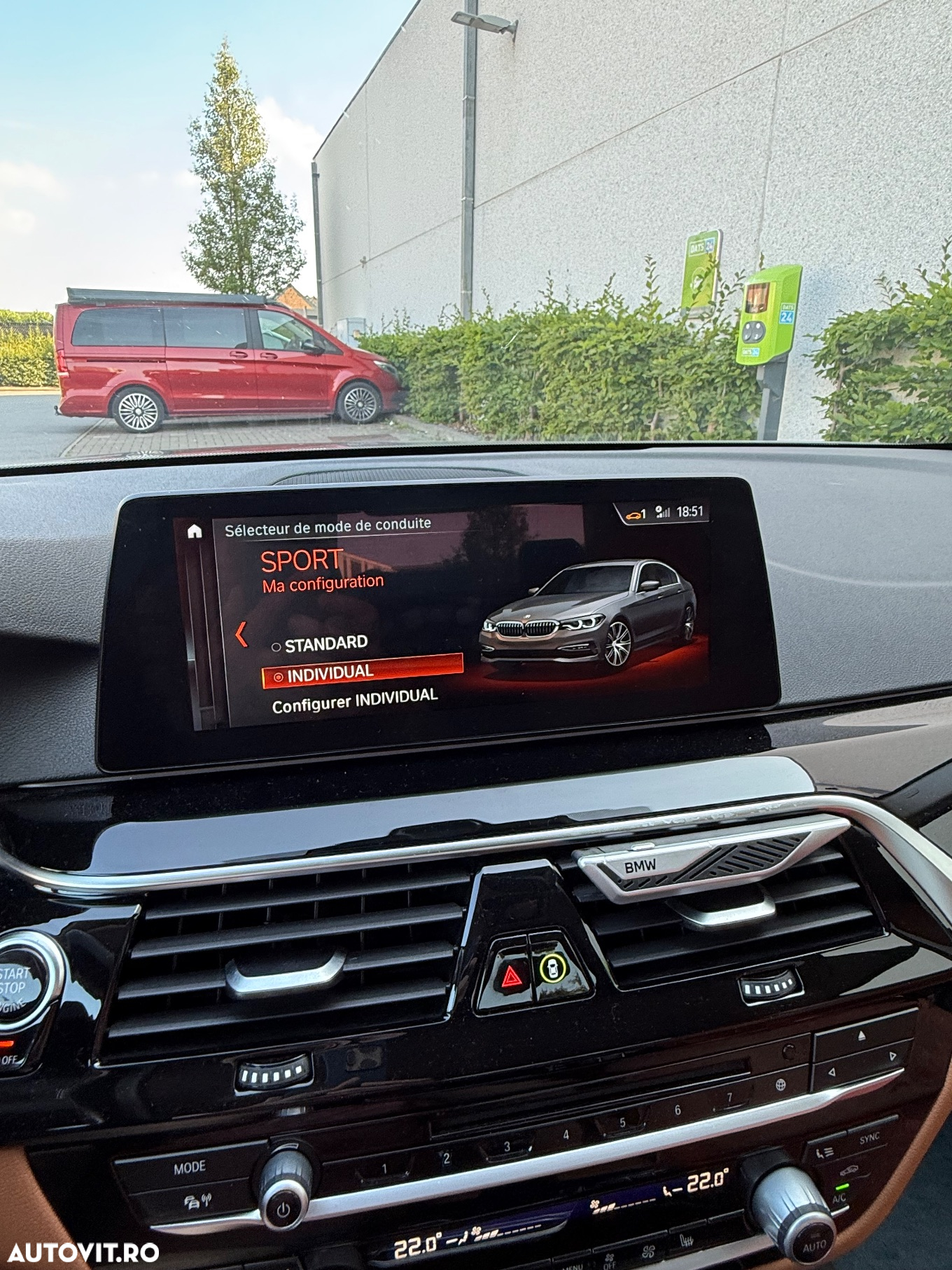 BMW Seria 5 520d Aut. Luxury Line - 31