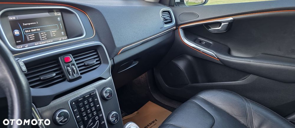Volvo V40 D3 Summum - 3