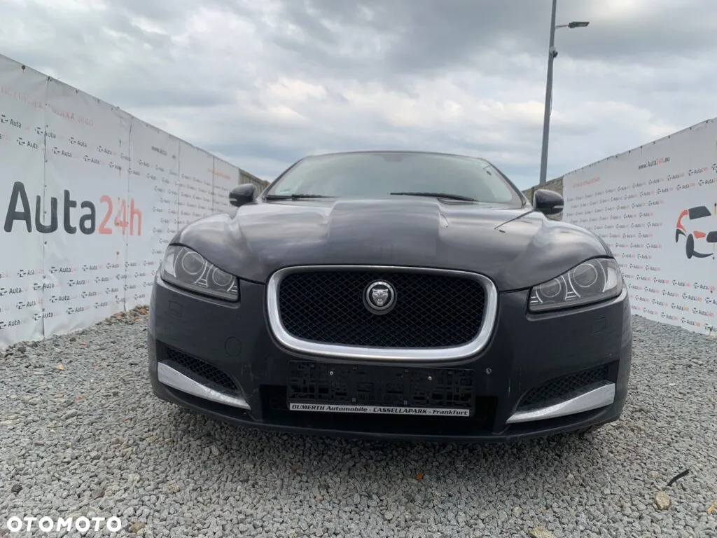 Jaguar XF 3.0 V6 D S Luxury - 4