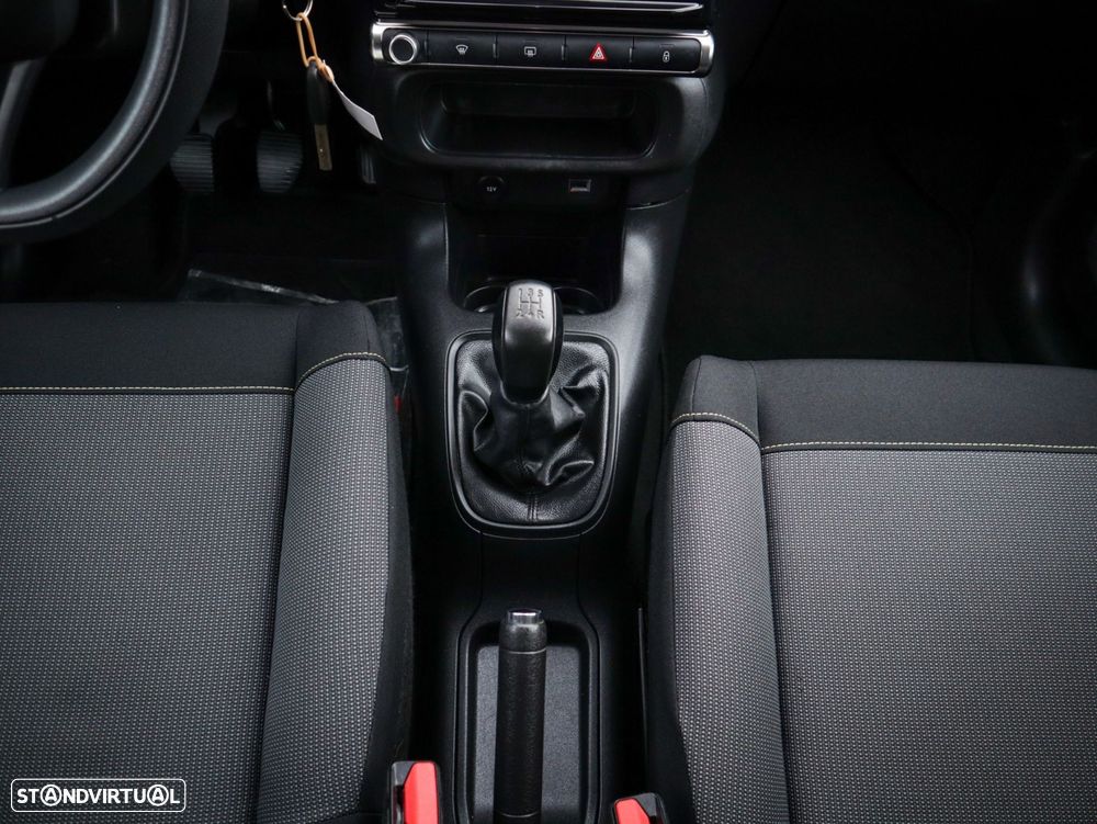 Citroën C3 1.2 PureTech Shine - 31