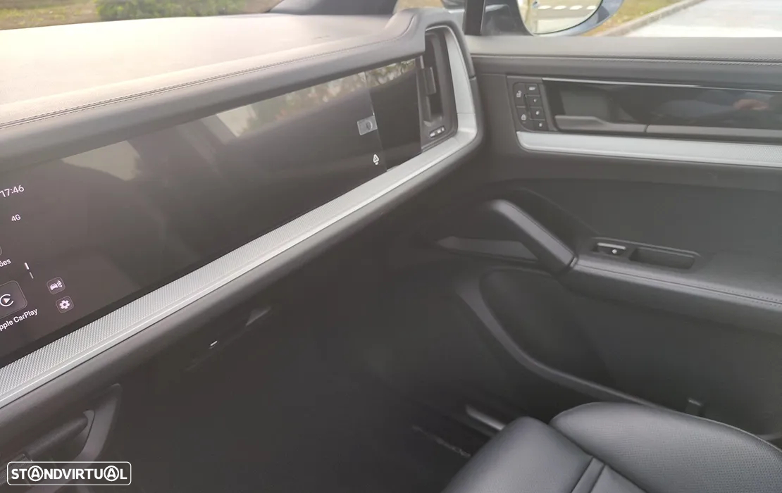 Porsche Cayenne Coupé E-Hybrid - 43