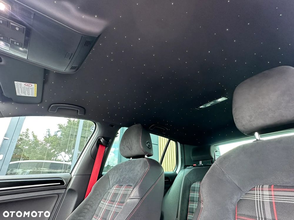 Volkswagen Golf GTI BlueMotion Technology DSG - 37