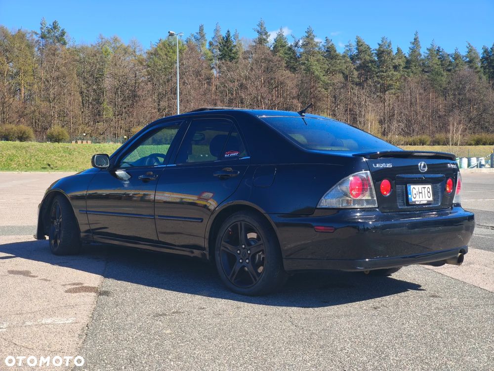 Lexus IS 300 Elegance - 12