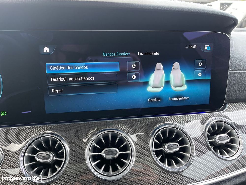 Mercedes-Benz E 300 d AMG Line 4Matic Aut. - 23