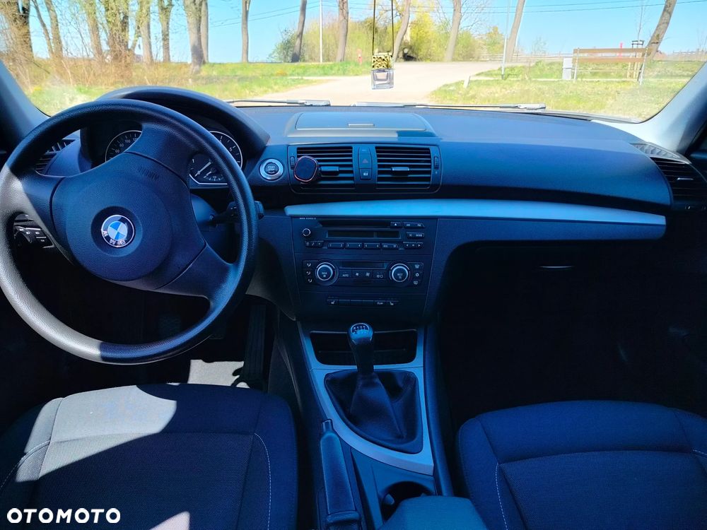 BMW Seria 1 - 11