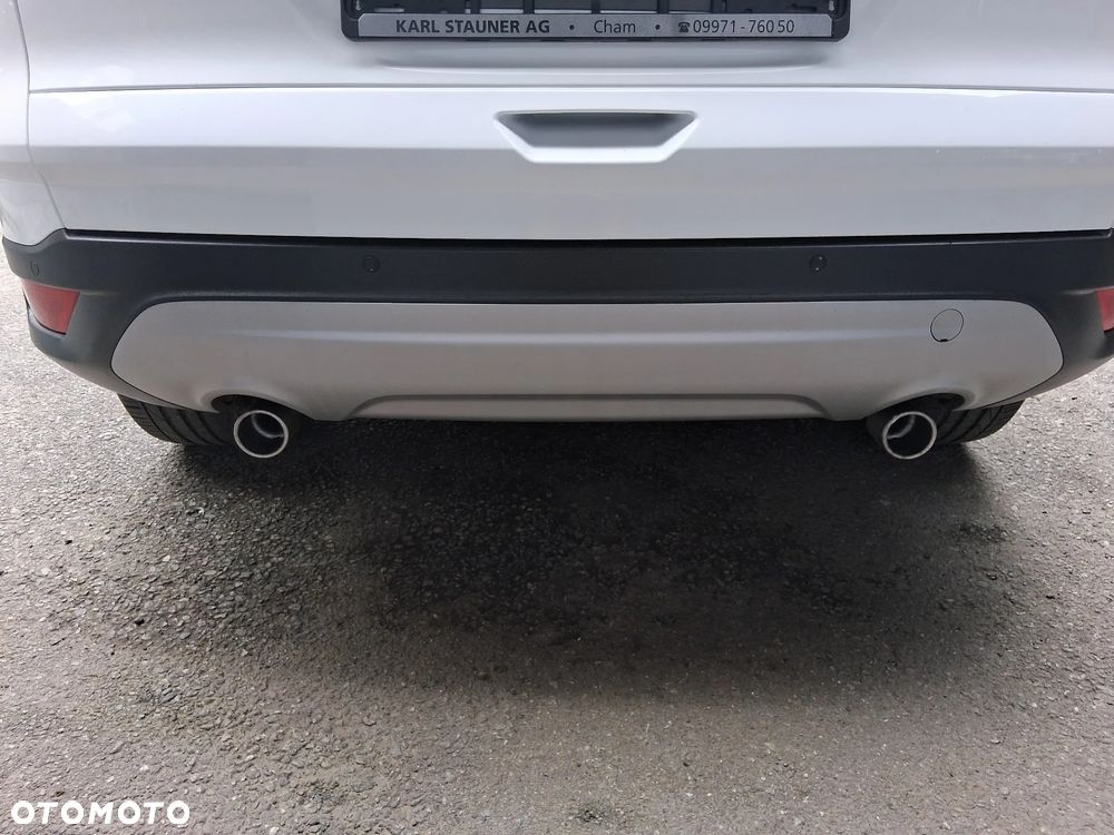 Ford Kuga 1.6 EcoBoost 2x4 Trend - 32