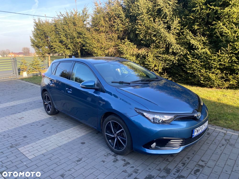 Toyota Auris - 1
