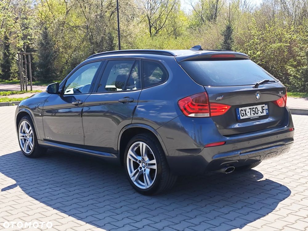 BMW X1 sDrive18d Sport Line - 18