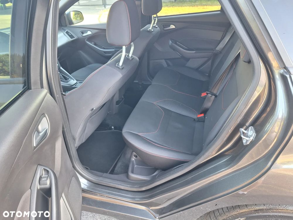 Ford Focus 1.5 EcoBoost ST-Line Red ASS - 8