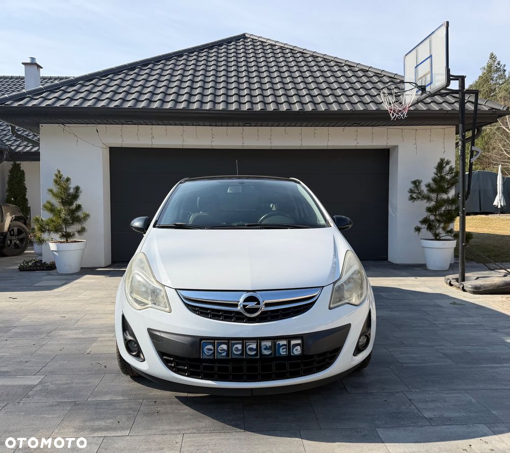 Opel Corsa 1.4 16V Edition - 3