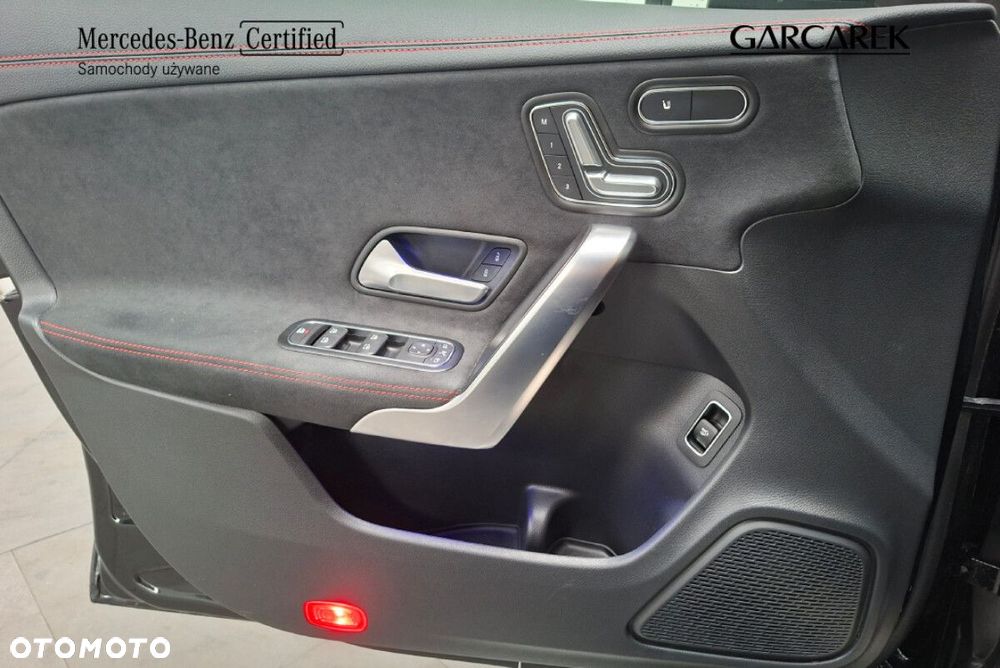 Mercedes-Benz CLA 200 d AMG Line 8G-DCT - 23
