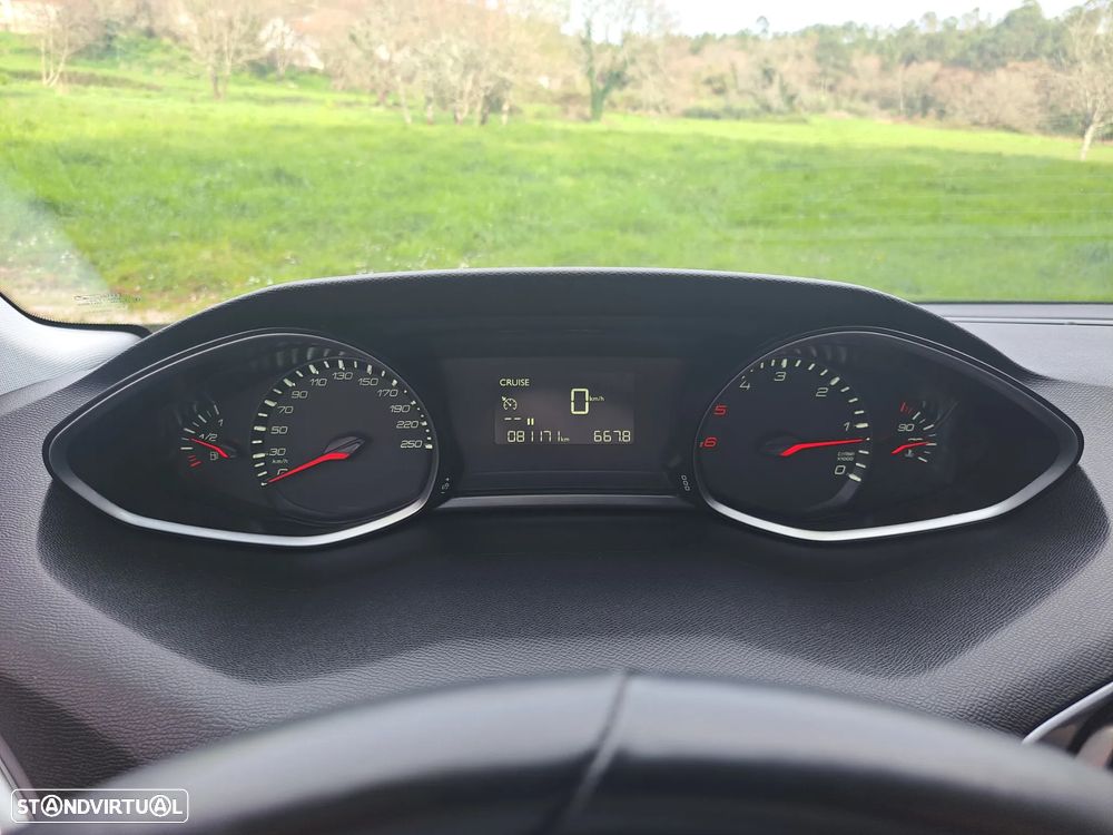 Peugeot 308 1.5 BlueHDi Style - 18