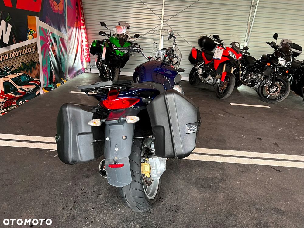 Moto Guzzi 1200 - 10