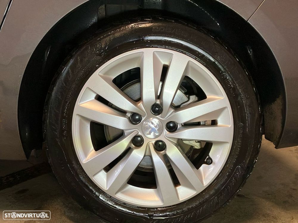 Peugeot 308 1.5 BlueHDi Style EAT8 - 9