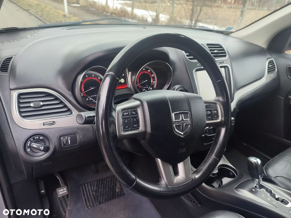 Dodge Journey - 12
