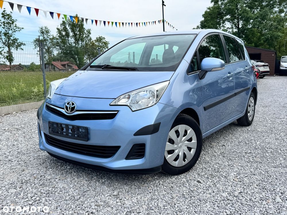Toyota Verso S - 19