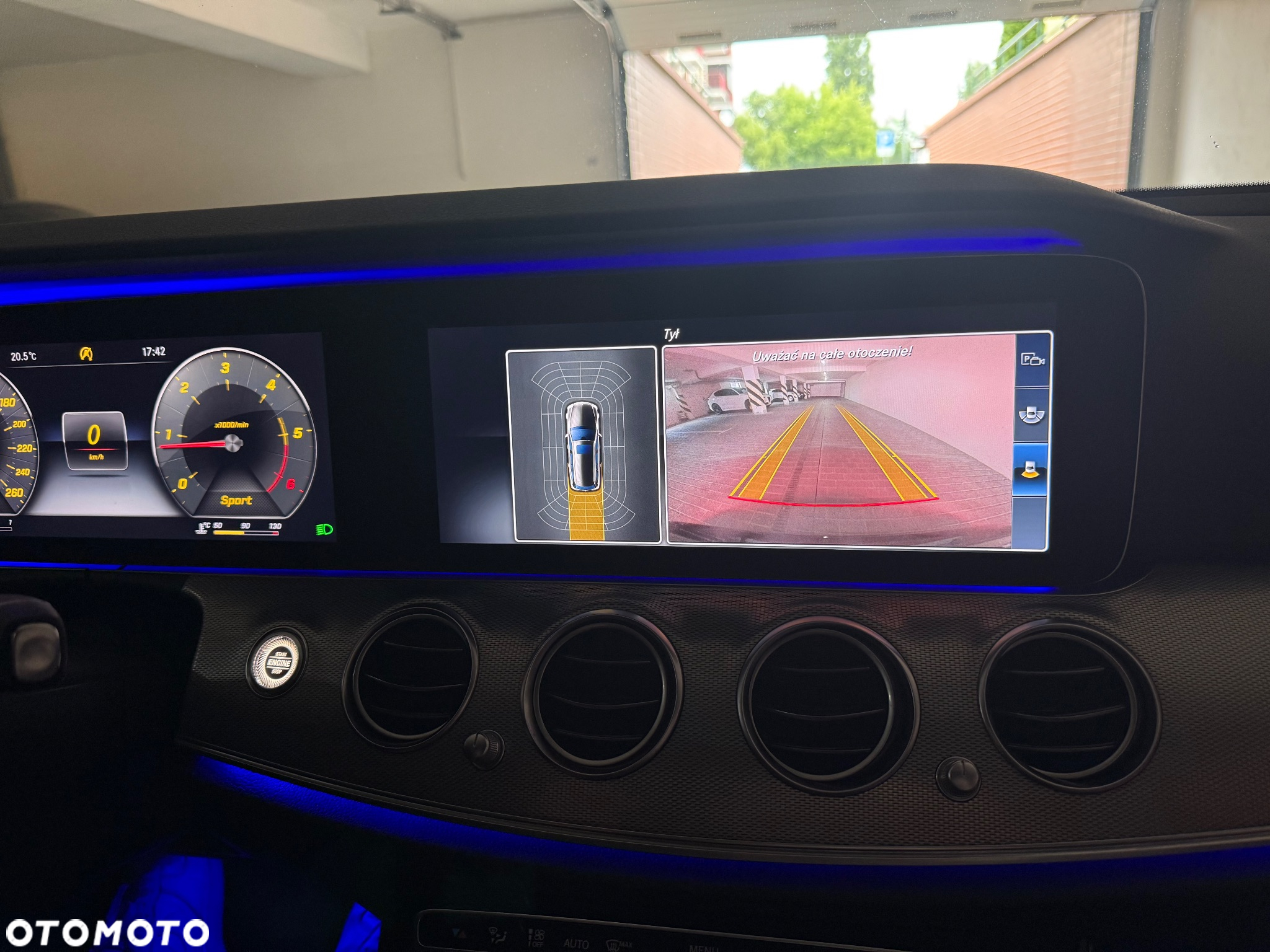 Mercedes-Benz Klasa E 220 d 9G-TRONIC - 14