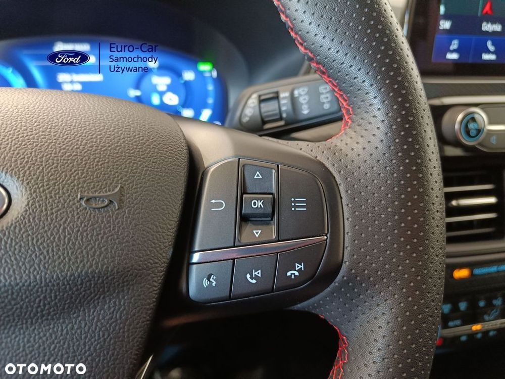 Ford Kuga 2.5 Duratec PHEV ST-LINE X - 18
