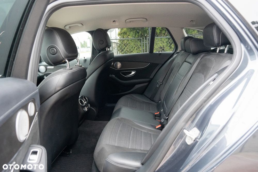 Mercedes-Benz Klasa C 350 e 7G-TRONIC Avantgarde - 19