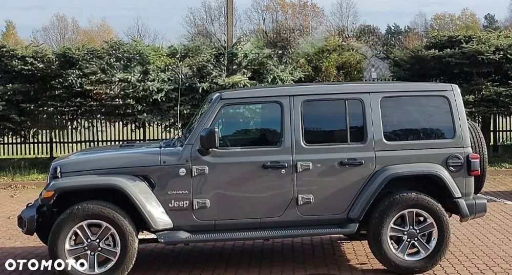 Jeep Wrangler Unlimited 3.6 Automatik Sahara - 3