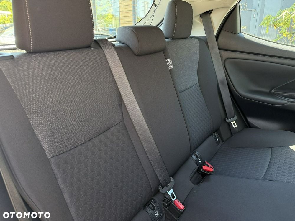 Toyota Yaris Hybrid 1.5 Comfort - 33