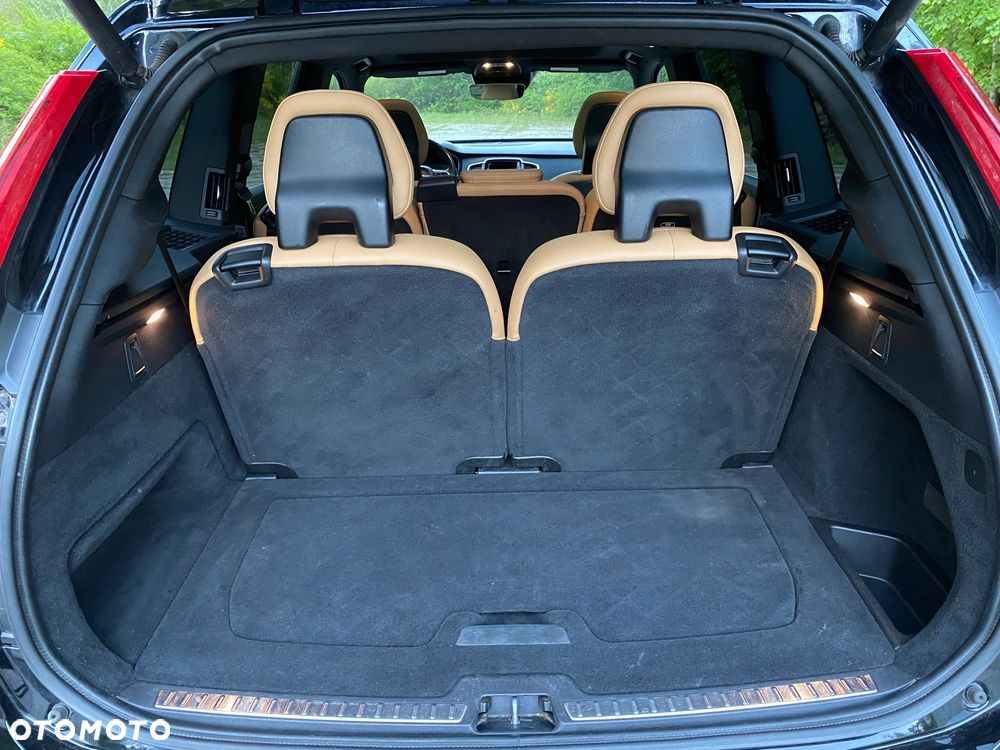 Volvo XC 90 T6 AWD Momentum 7os - 27