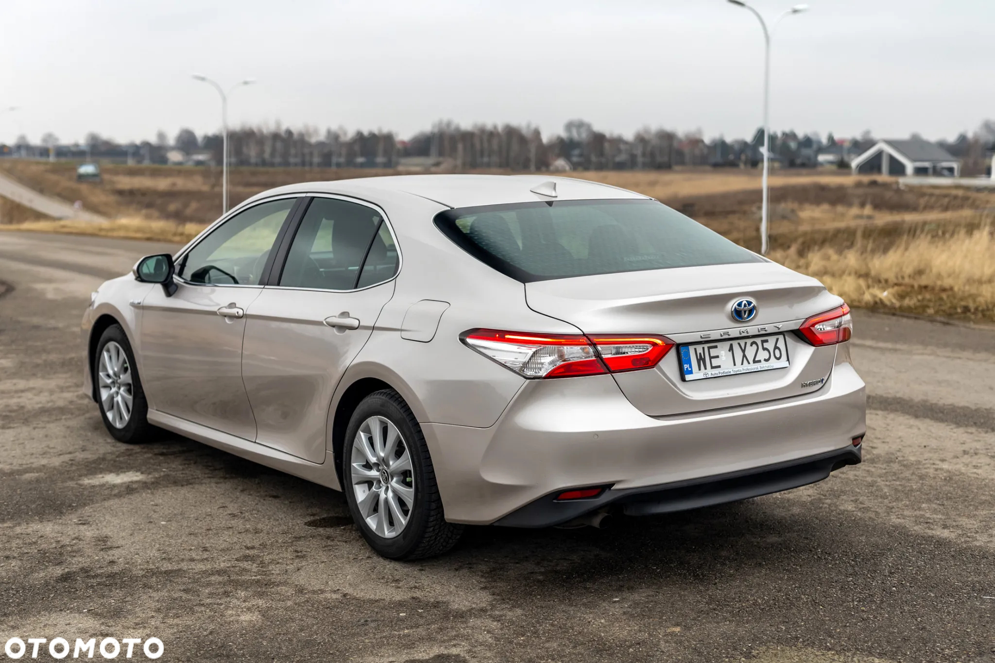 Toyota Camry 2.5 Hybrid Comfort CVT - 20