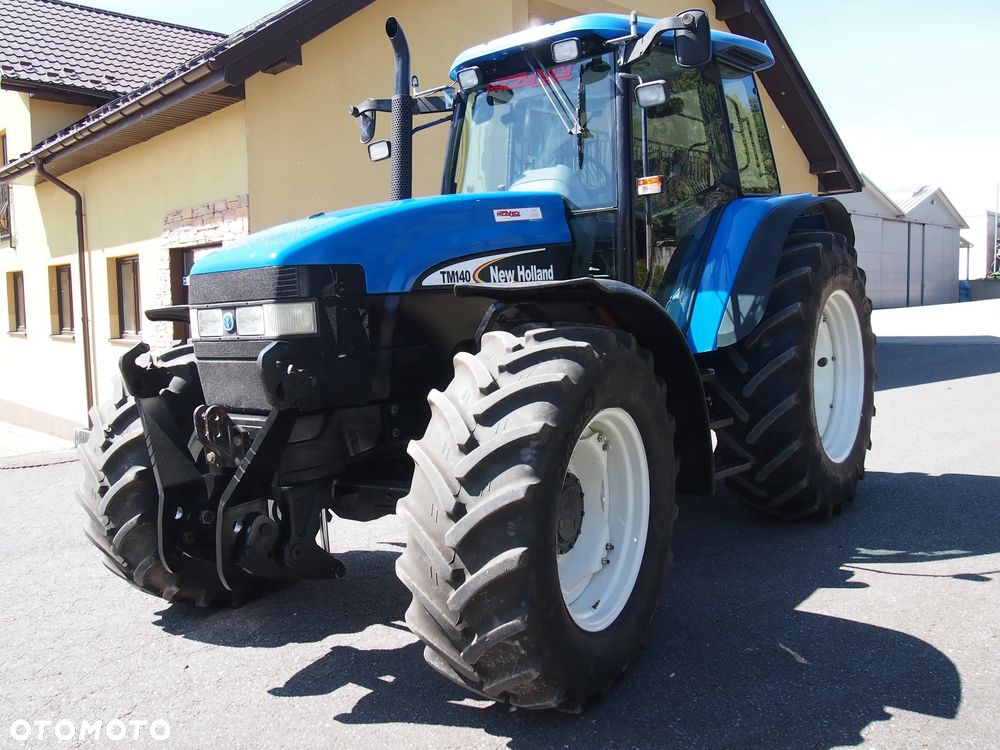 Ciągnik NEW HOLLAND TM 140 2003r - 2