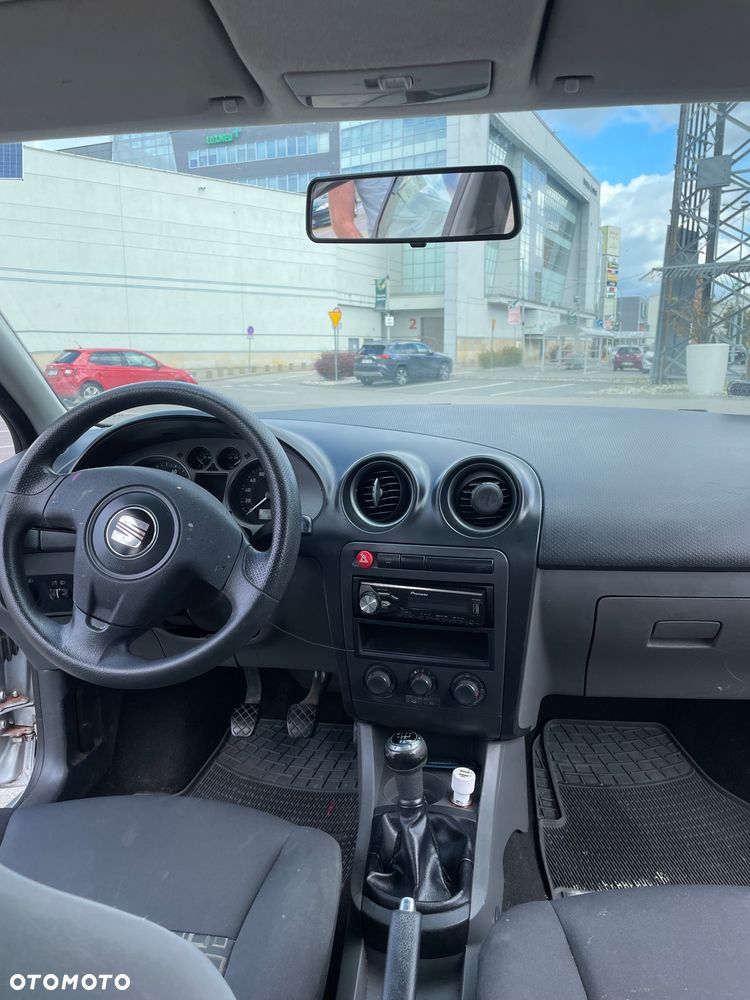Seat Ibiza 1.4 16V Passion - 5