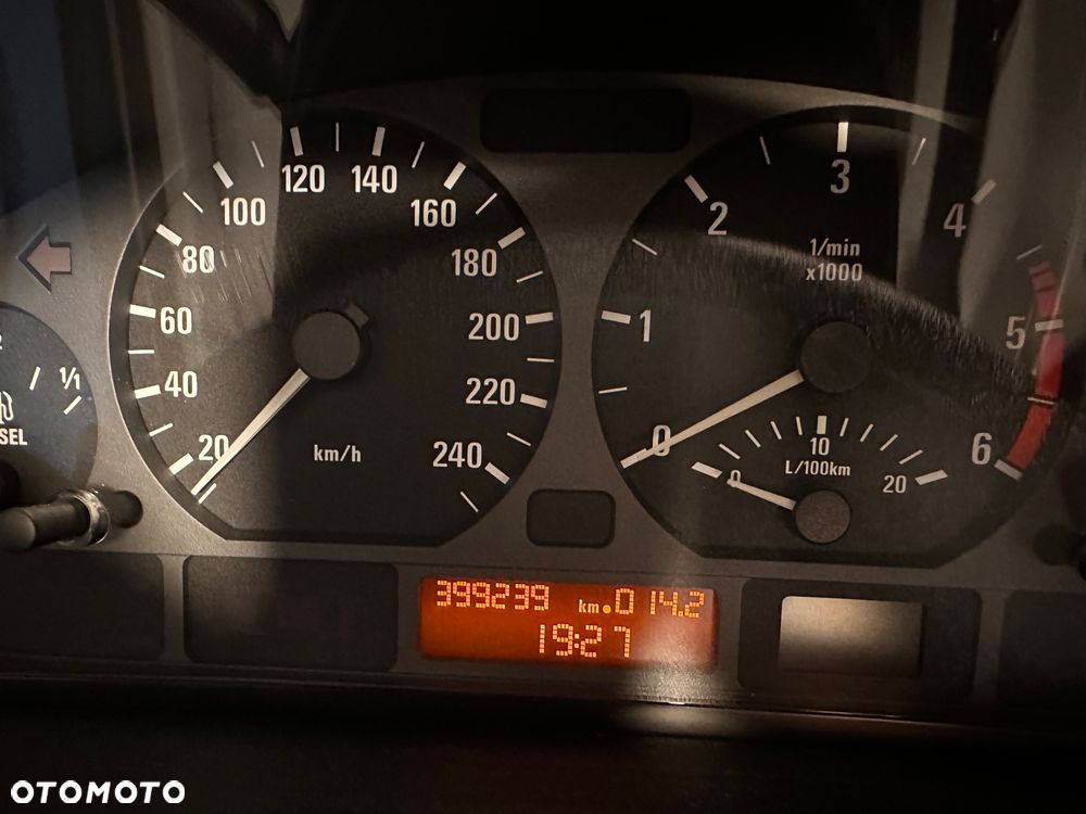 BMW Seria 3 - 22