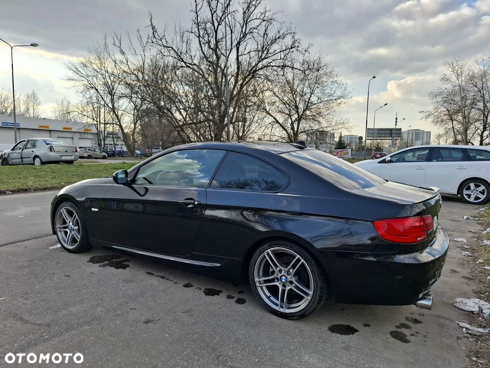 BMW Seria 3 318i - 3