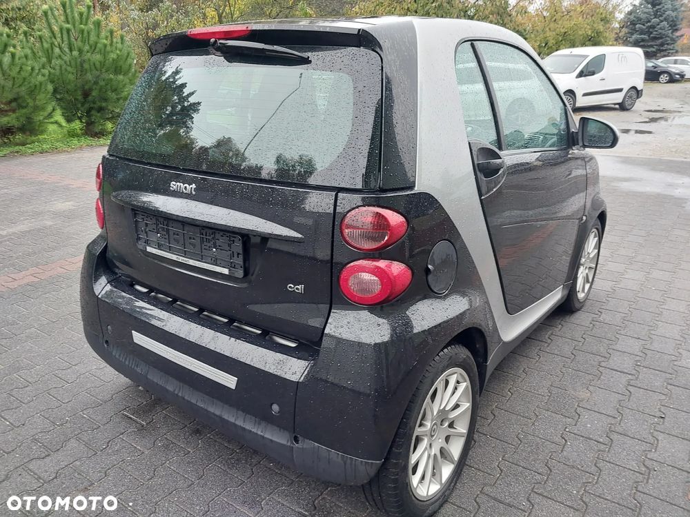 Smart Fortwo cdi coupe softouch black&white limited dpf - 10