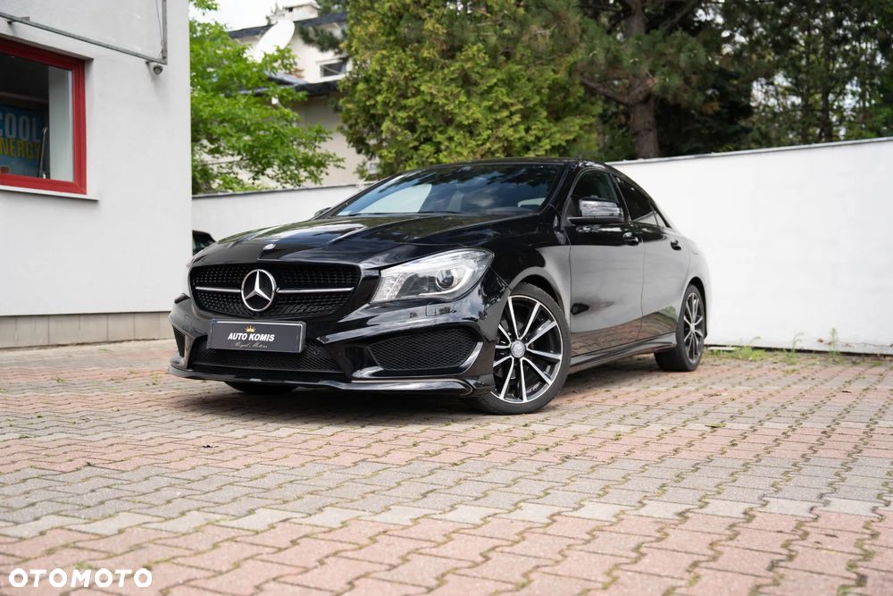 Mercedes-Benz CLA 180 7G-DCT - 3