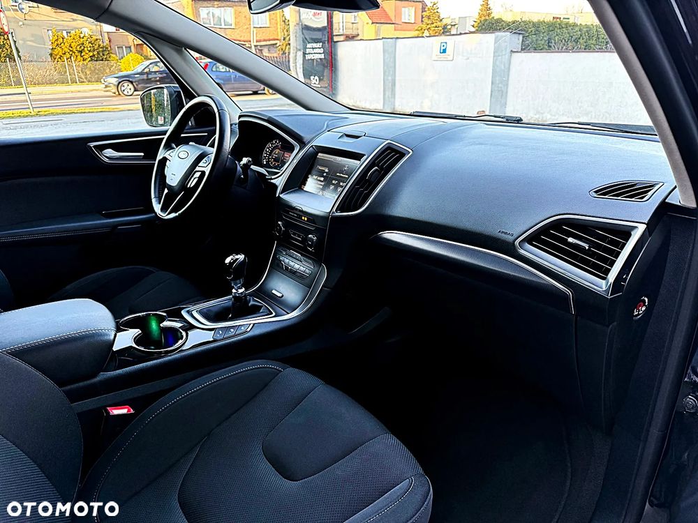 Ford S-Max 2.0 TDCi Titanium - 21