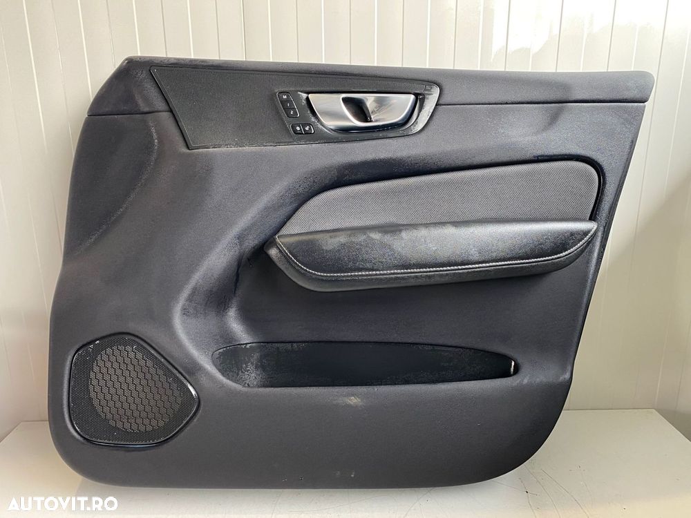Fata de usa dreapta fata VOLVO XC60 2018+ 32328456 32328458 - 1