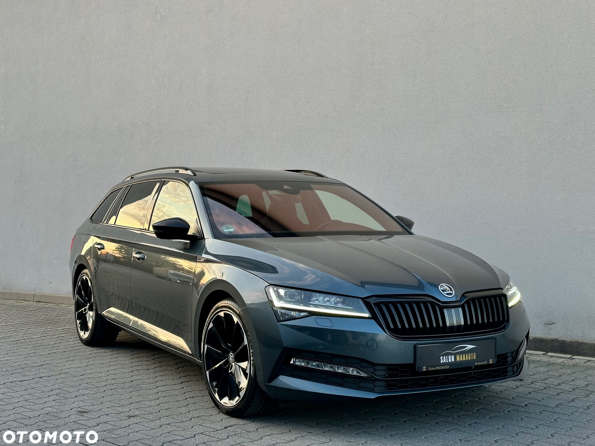 Skoda Superb 2.0 TDI DSG Sportline - 4