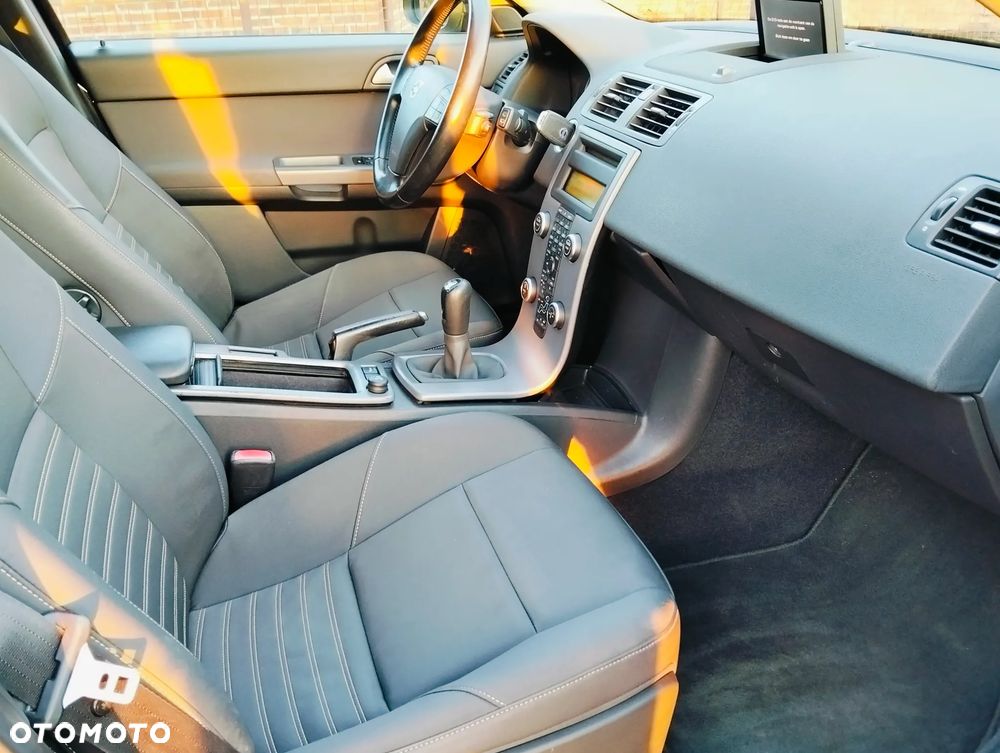 Volvo V50 - 12