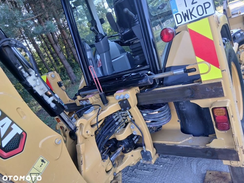 Caterpillar 432f2 - 8