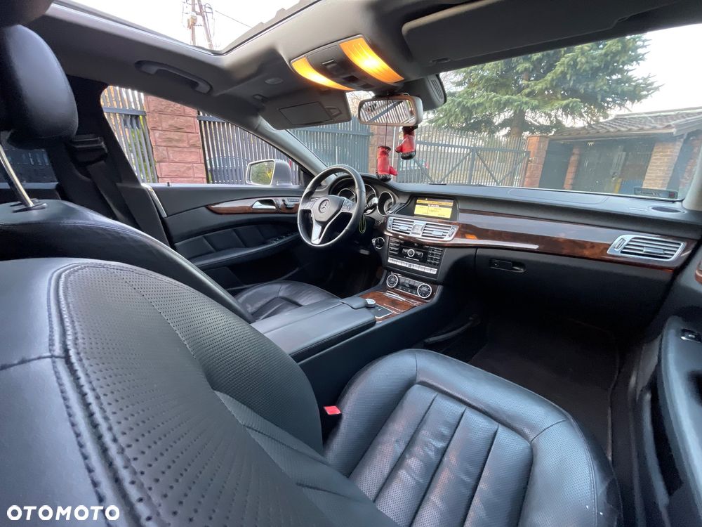 Mercedes-Benz CLS 350 CDI DPF BlueEFFICIENCY 7G-TRONIC Edition 1 - 29
