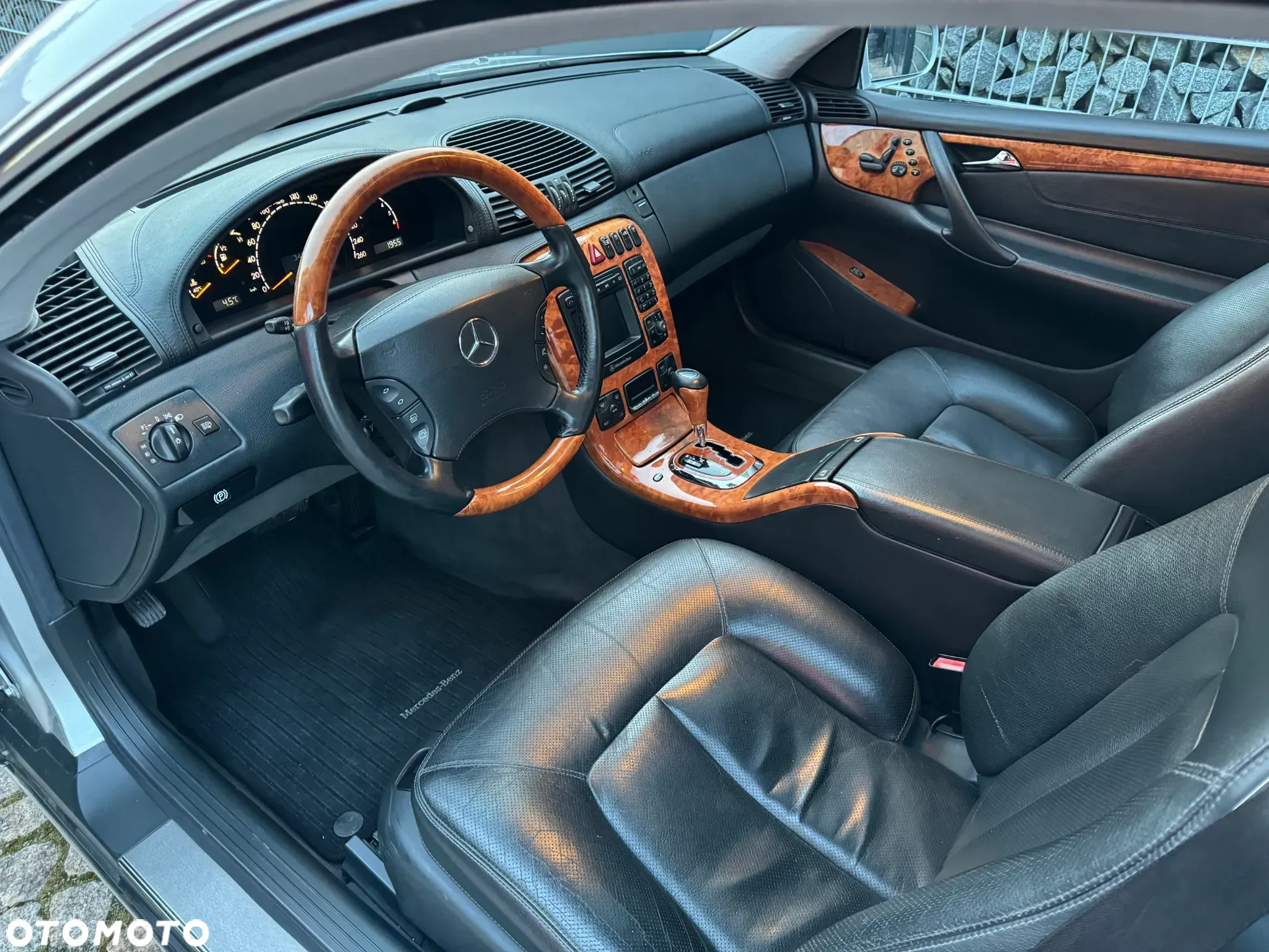 Mercedes-Benz CL 500 - 12